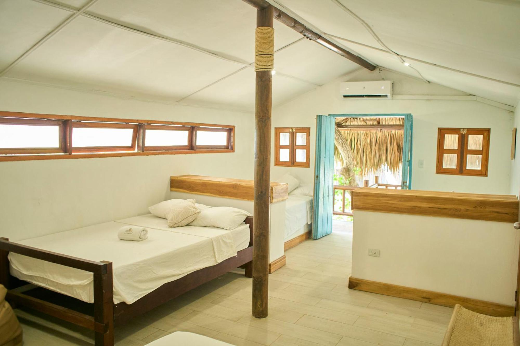 Mangata Beach, Cartagena